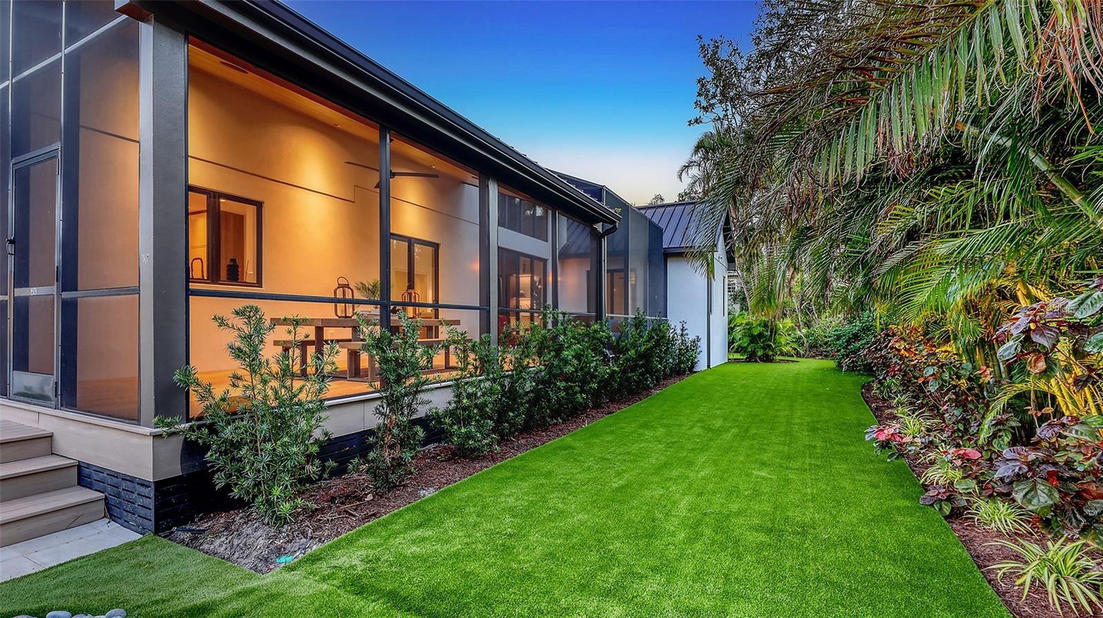 INDIAN BEACH SAPPHIRE SHORES - Residential