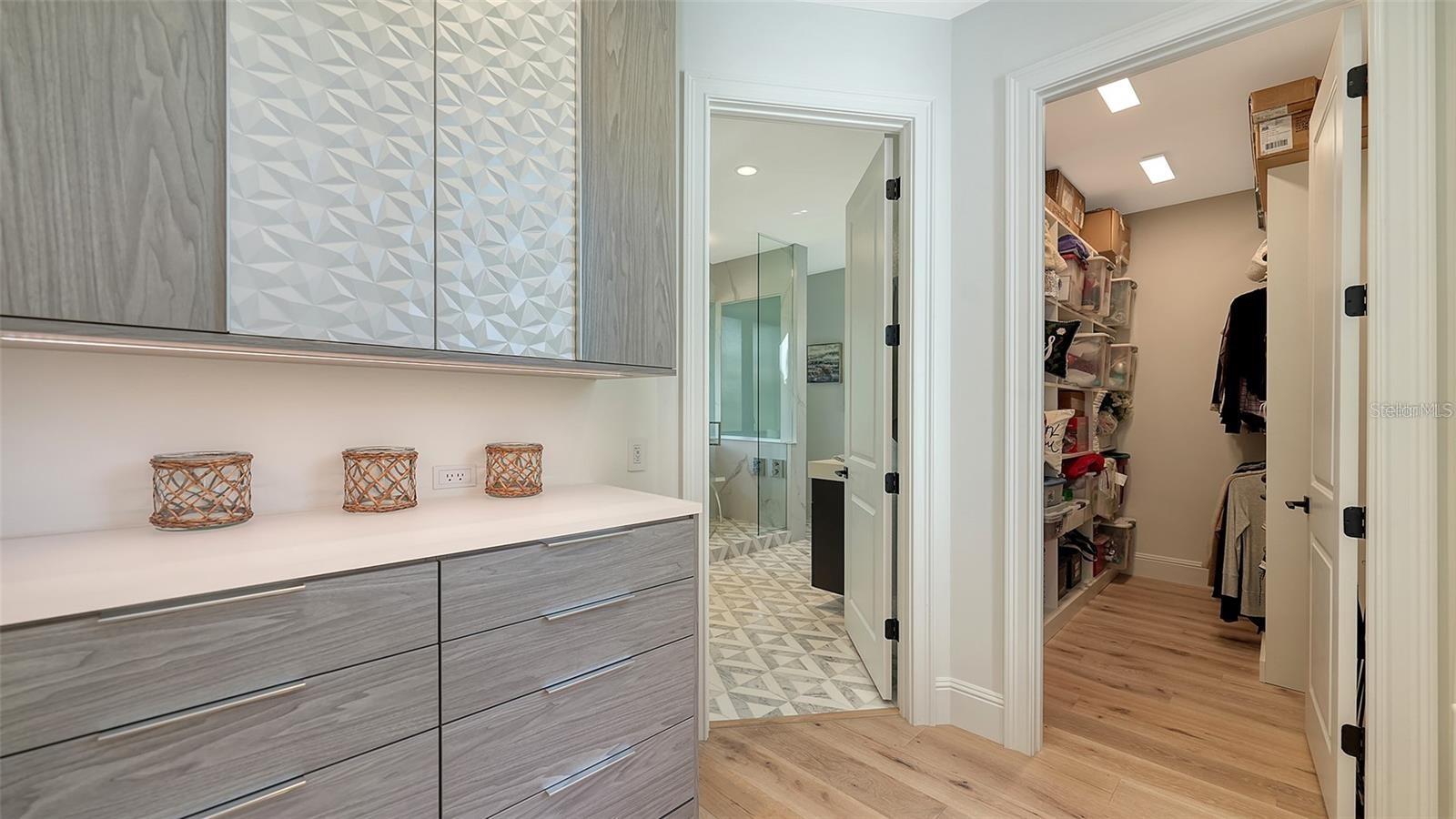 INDIAN BEACH SAPPHIRE SHORES - Residential