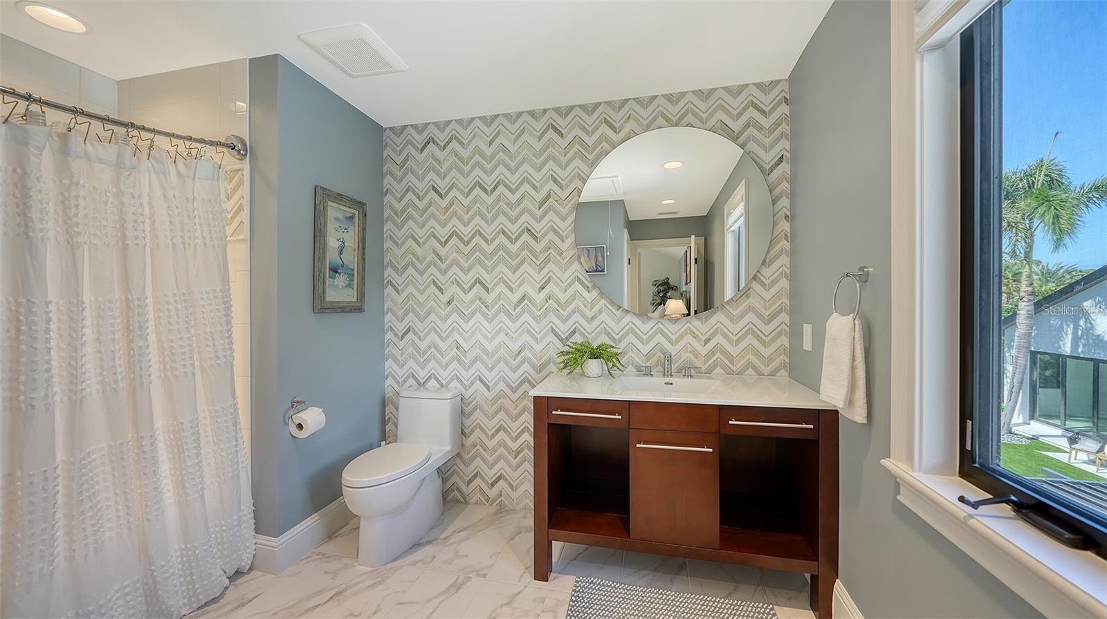 INDIAN BEACH SAPPHIRE SHORES - Residential