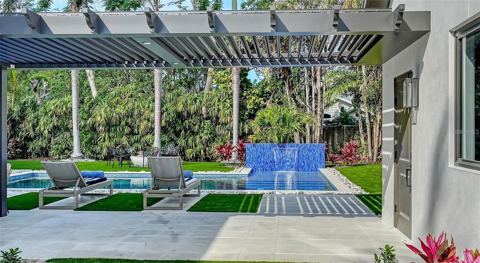 INDIAN BEACH SAPPHIRE SHORES - Residential