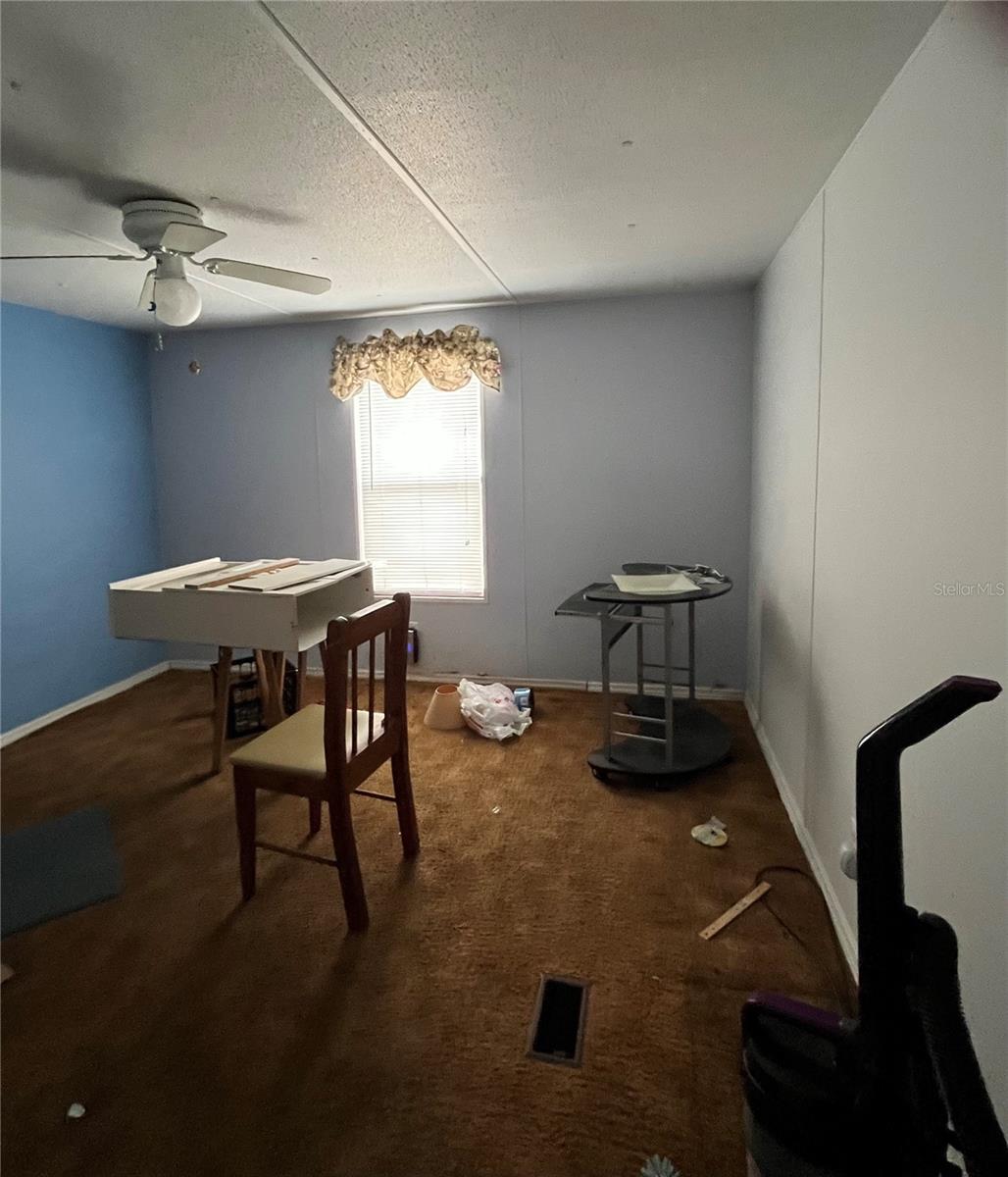 MONEYTREE RANCHETTES SUB - Residential