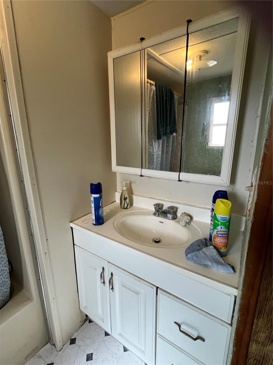 MONEYTREE RANCHETTES SUB - Residential