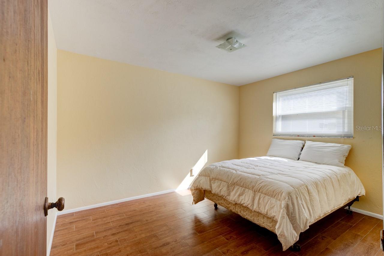 WOODMERE SOUTH UNIT 01 - Residential