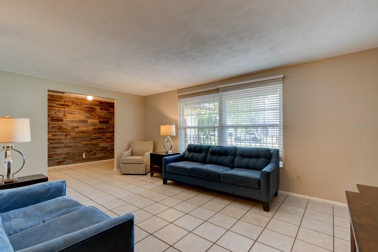 WOODMERE SOUTH UNIT 01 - Residential