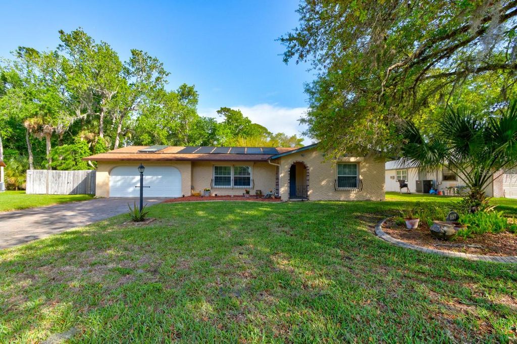 Photo of 897 Lindenwood Circle N, Ormond Beach, FL 32174 (MLS # FC317330)