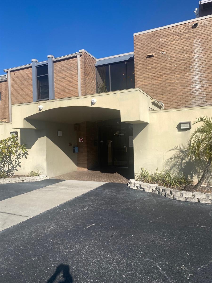 HIBISCUS GARDENS - Commercial Sale