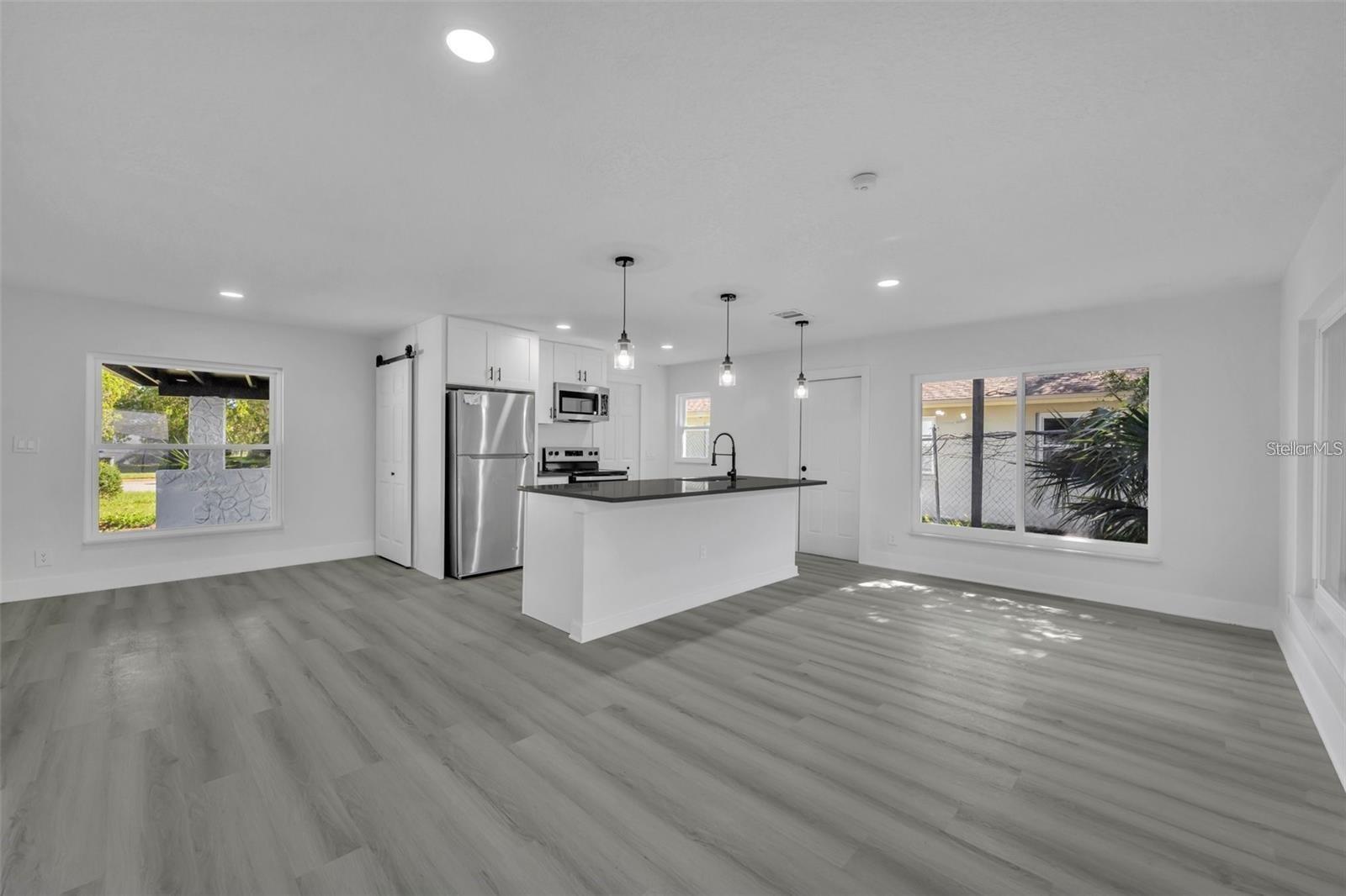 CEDAR POINT - Residential Lease
