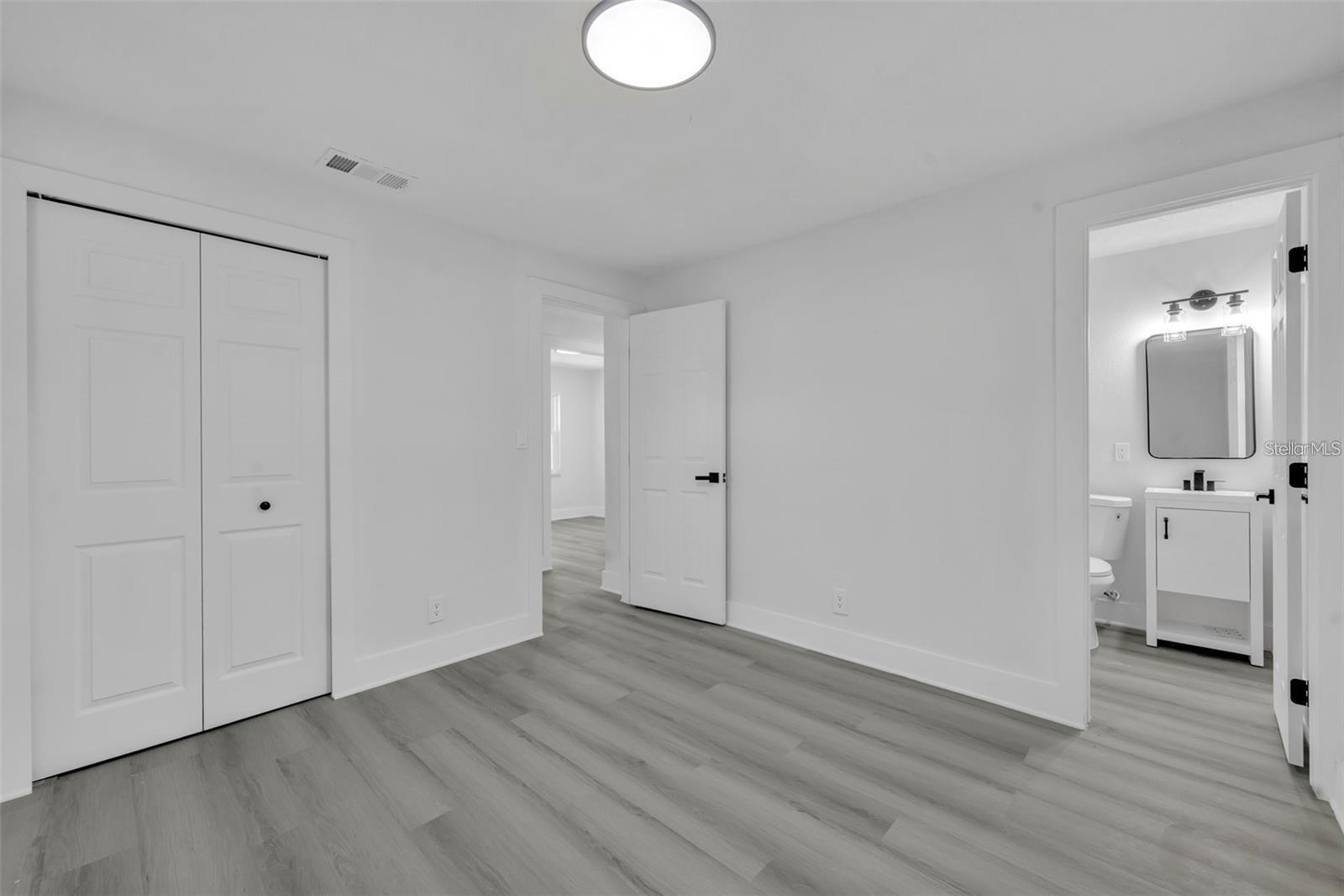 CEDAR POINT - Residential Lease