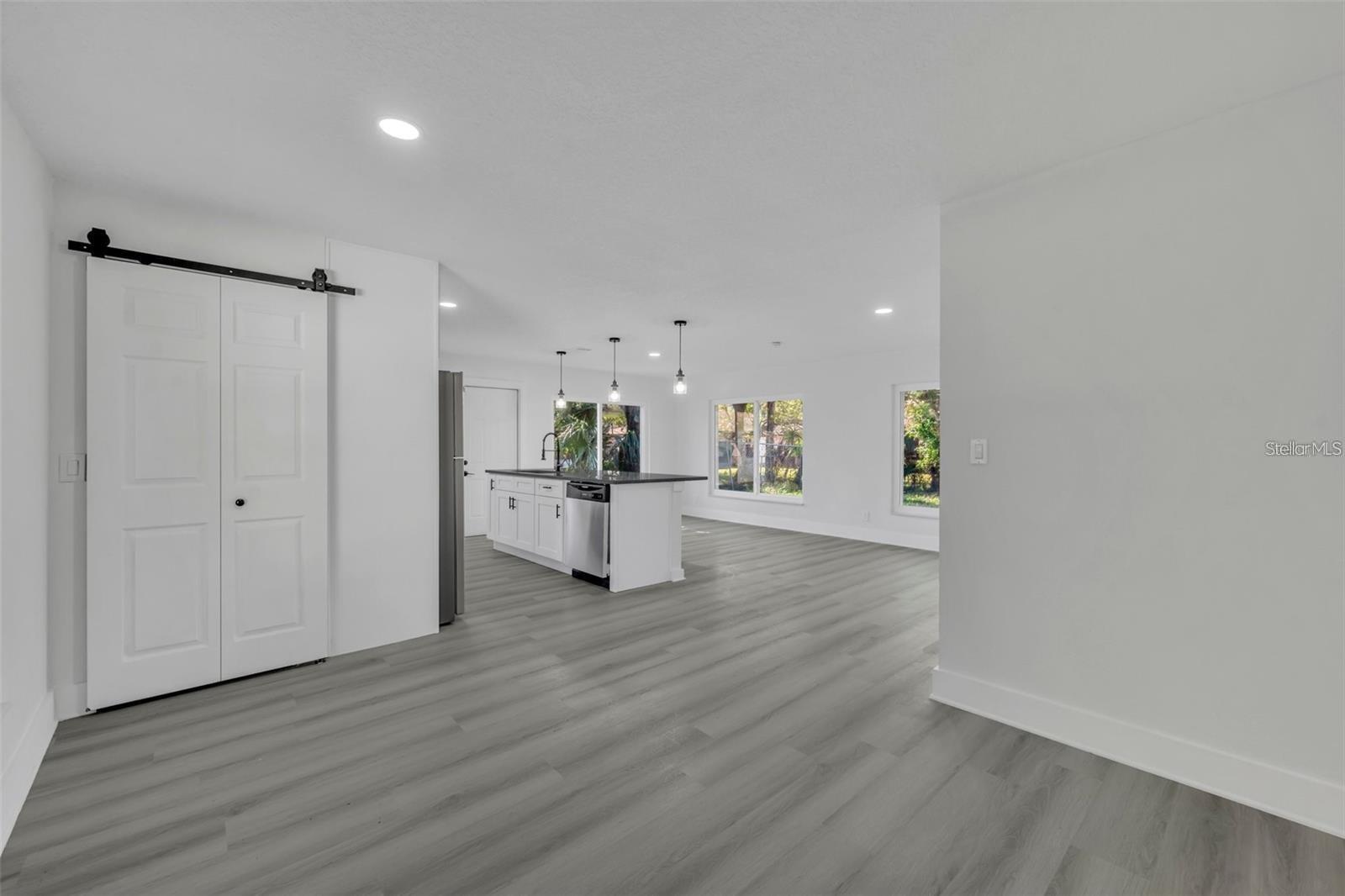 CEDAR POINT - Residential Lease