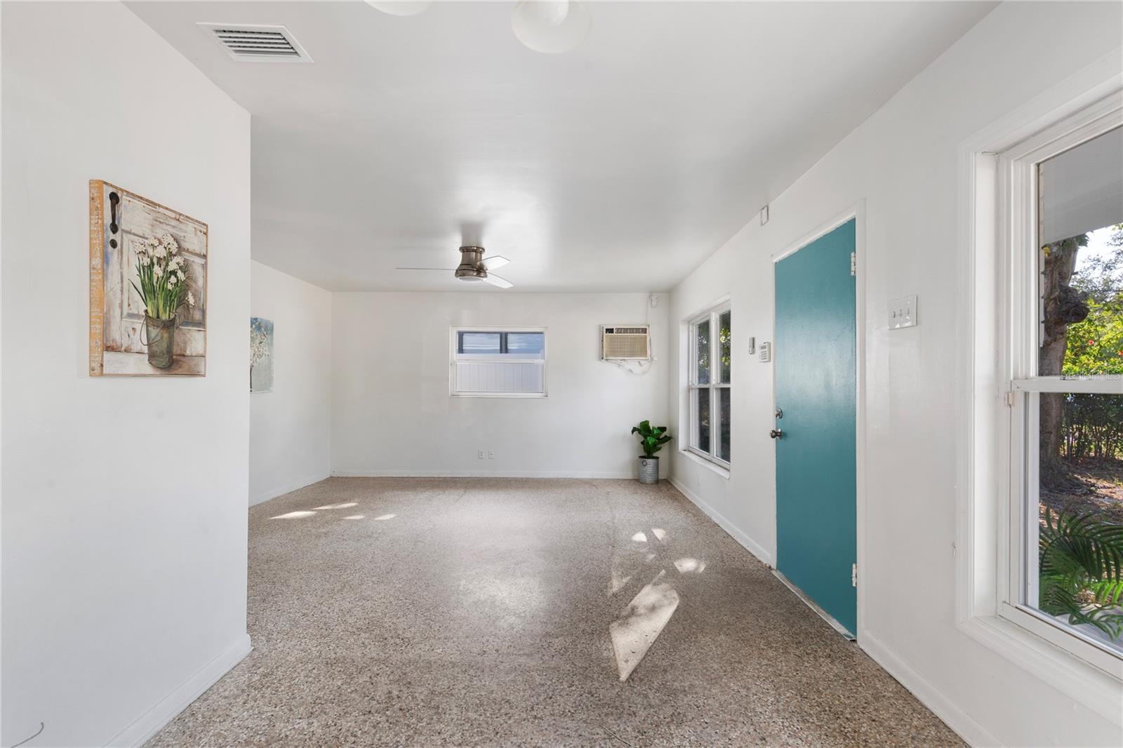 TEMPLE TERRACES - Residential