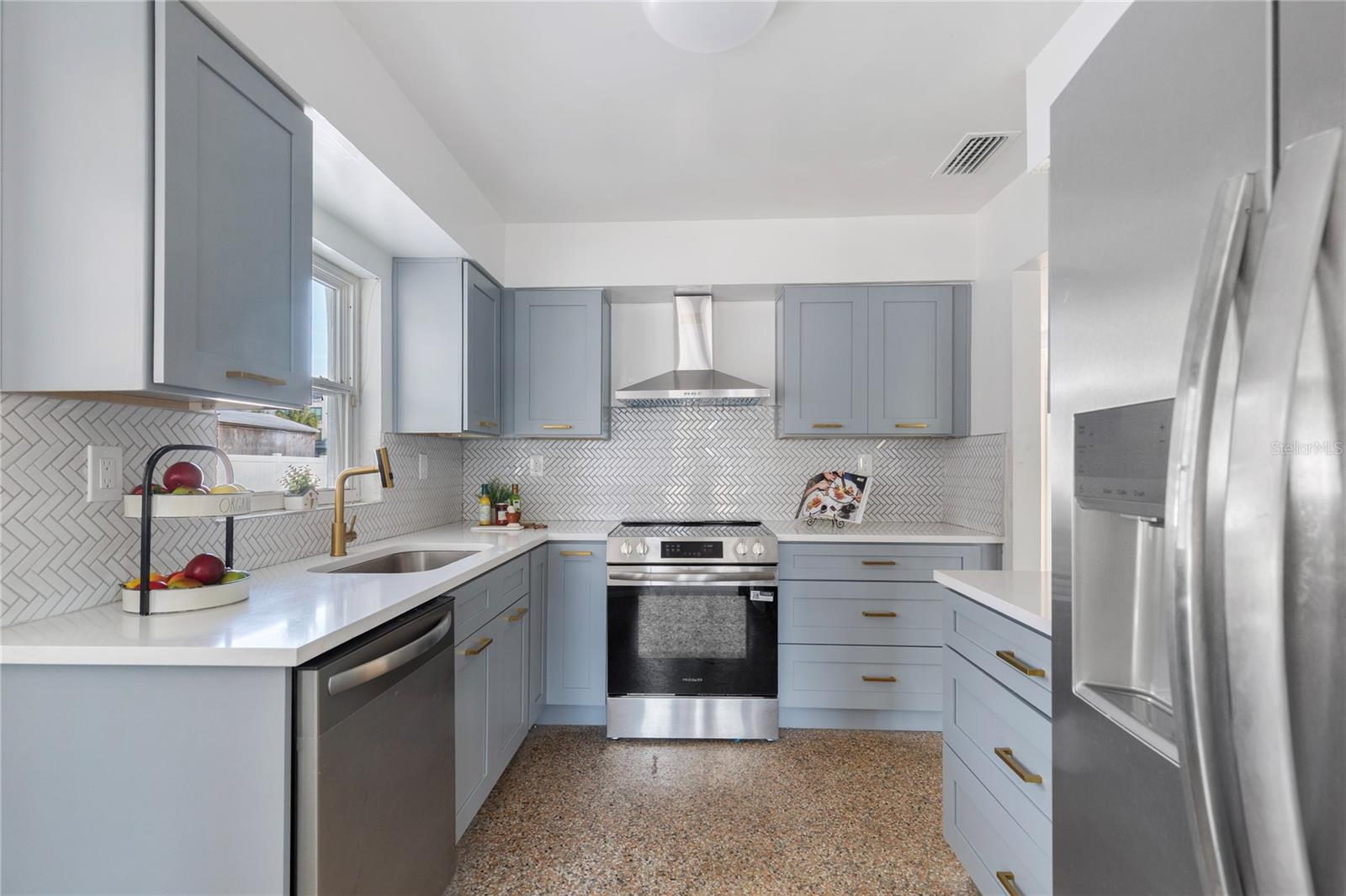 TEMPLE TERRACES - Residential