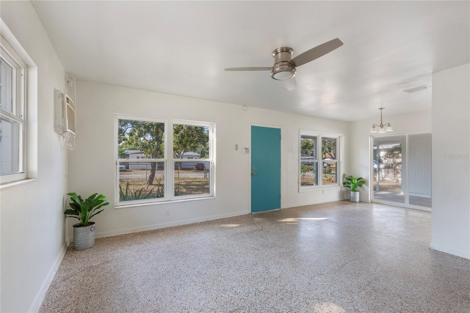 TEMPLE TERRACES - Residential