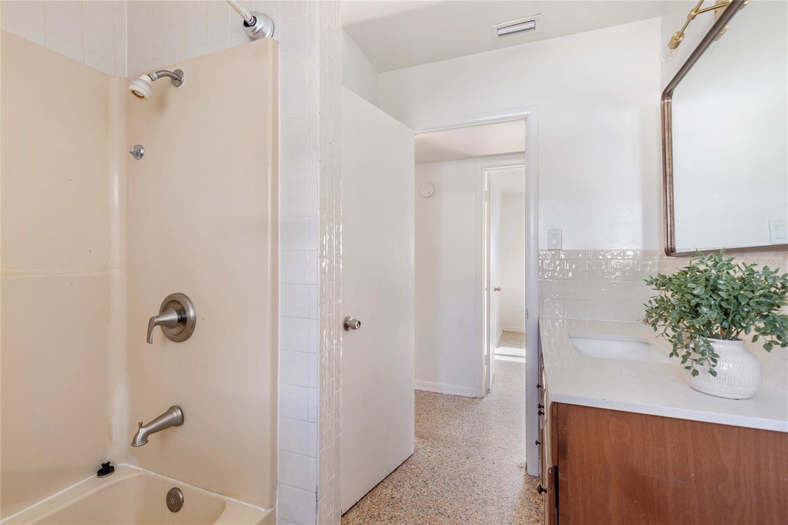 TEMPLE TERRACES - Residential