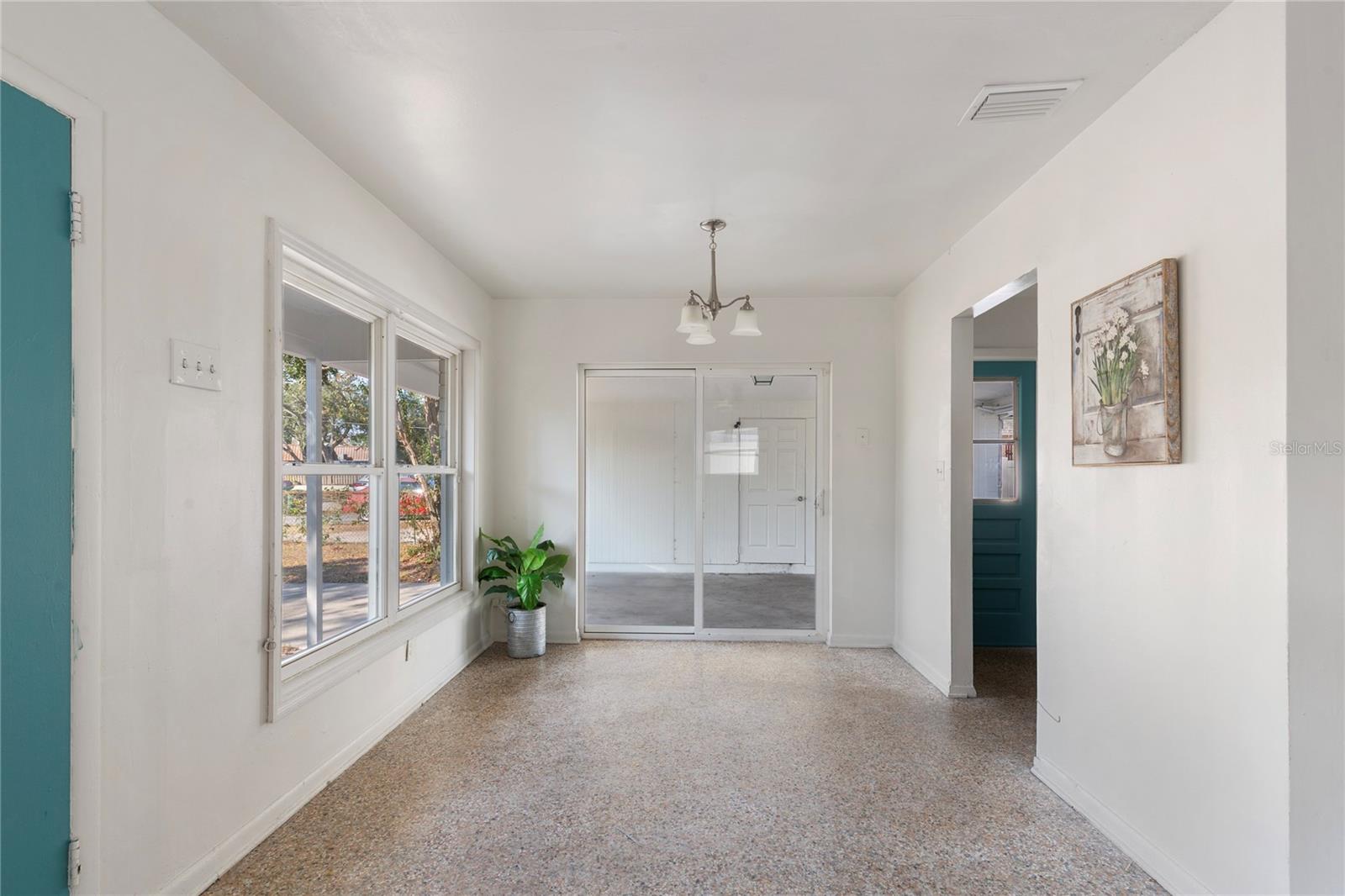 TEMPLE TERRACES - Residential