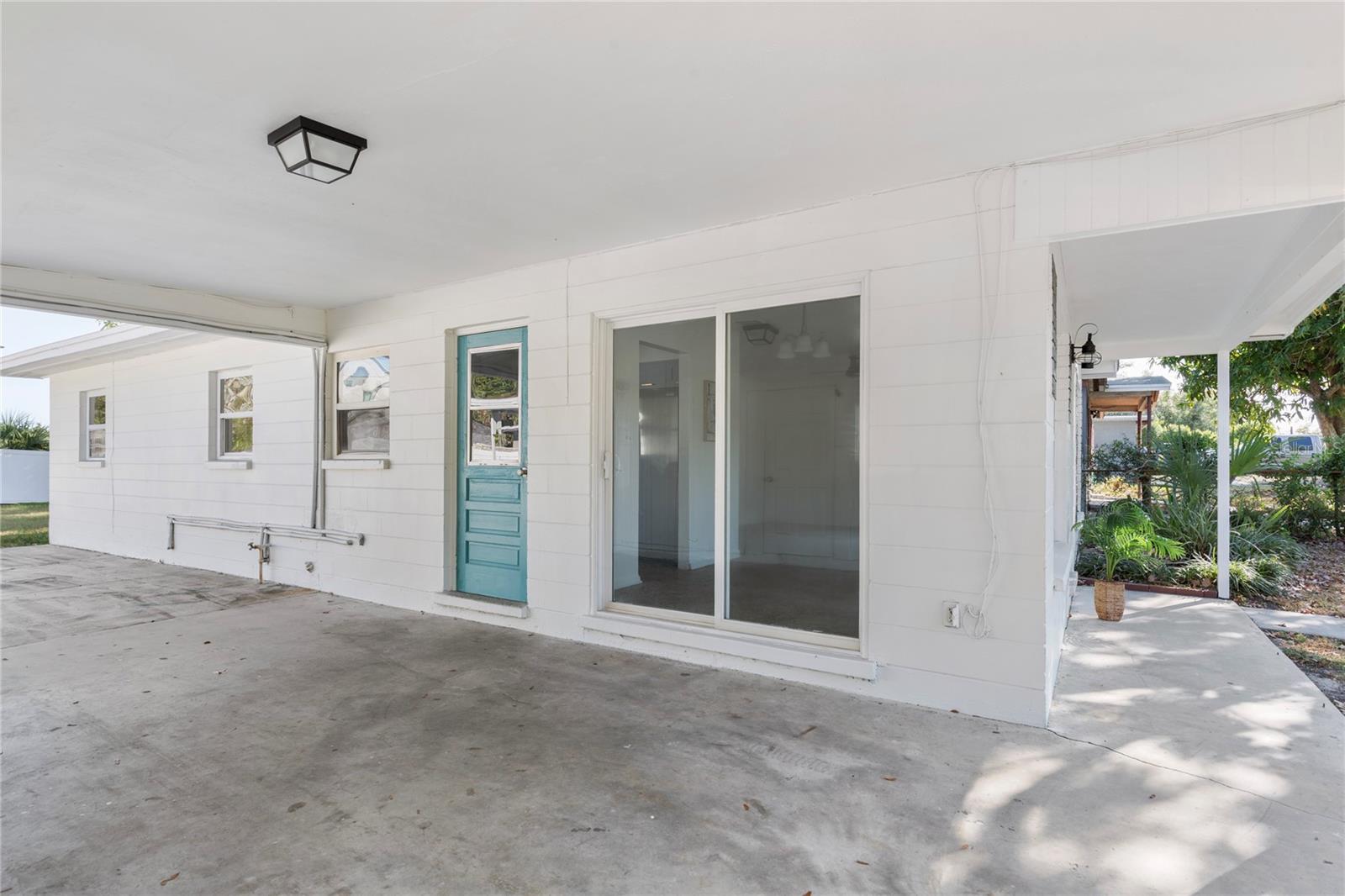 TEMPLE TERRACES - Residential