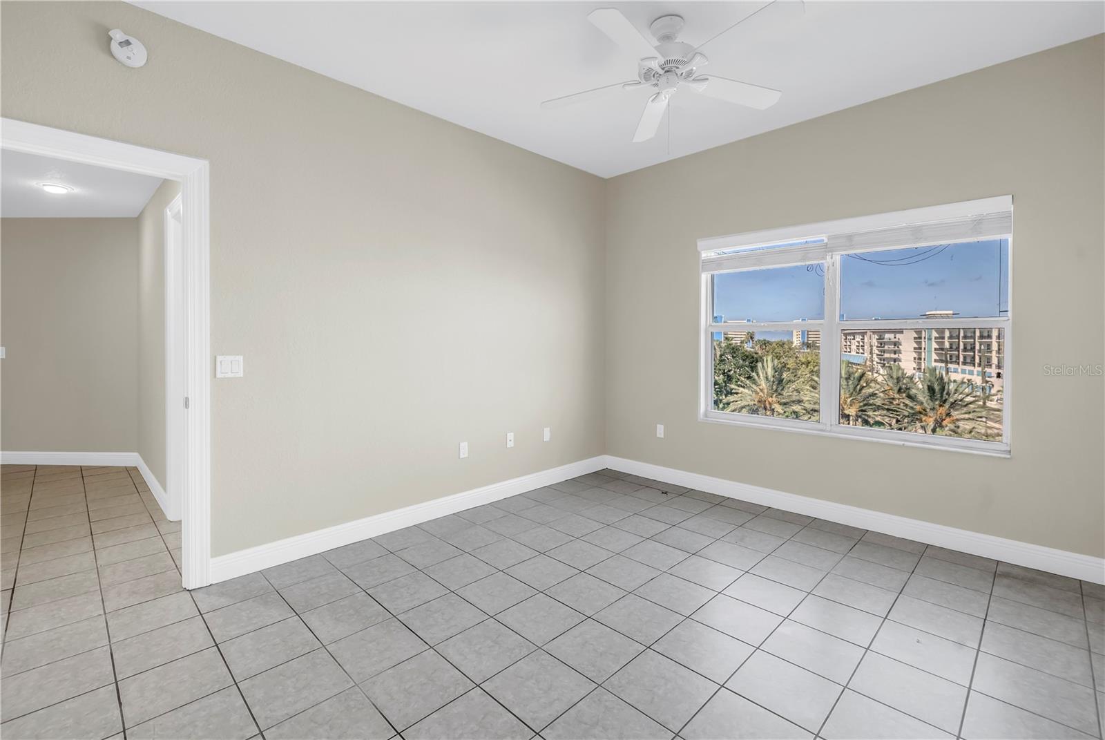 SNUG HARBOUR CONDO - Residential