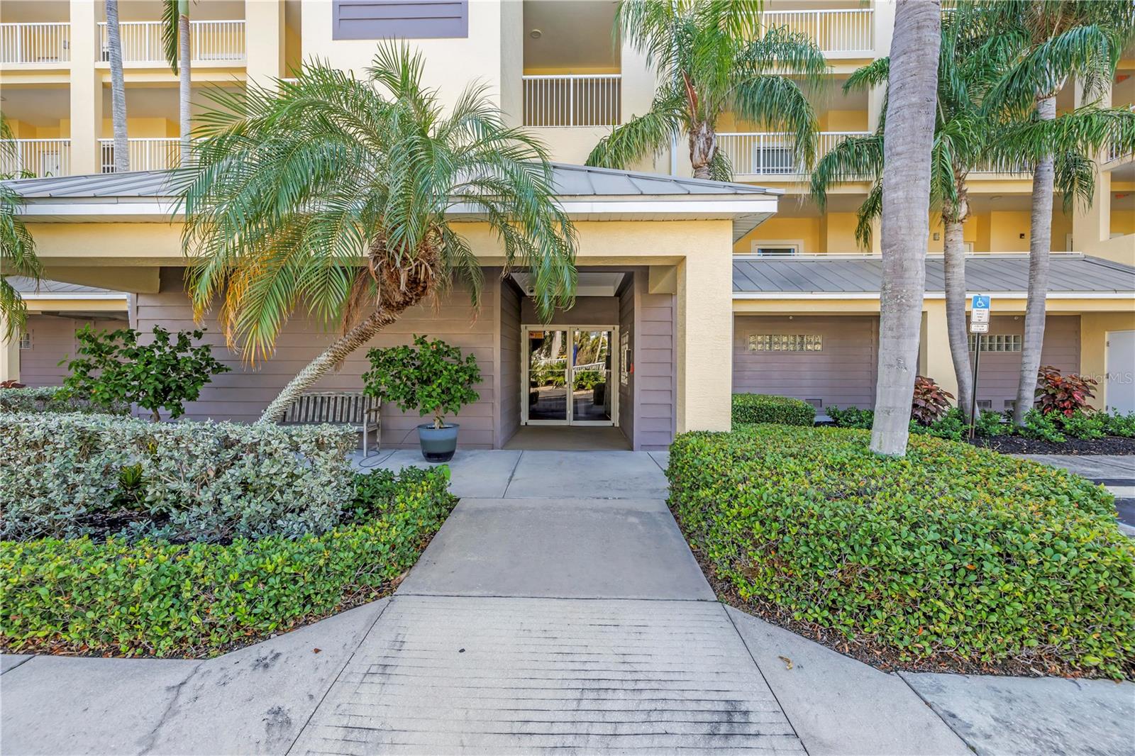 SNUG HARBOUR CONDO - Residential