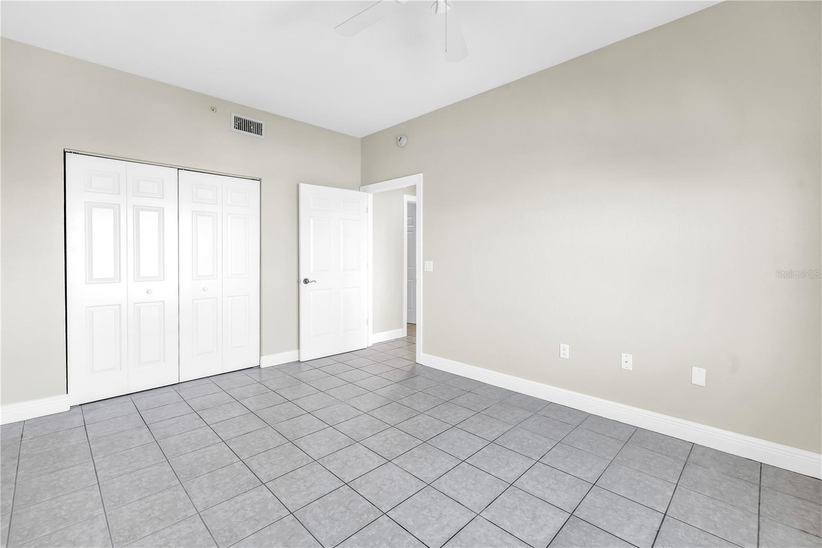 SNUG HARBOUR CONDO - Residential