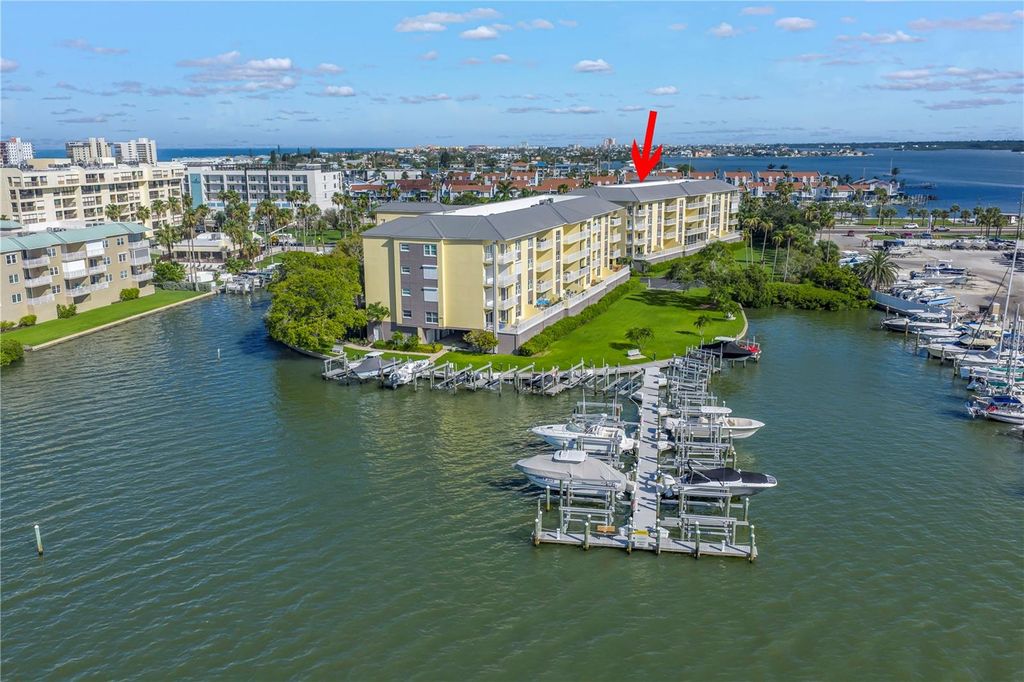 Photo of 423 150th Avenue #1501, Madeira Beach, FL 33708 (MLS # TB8400445)