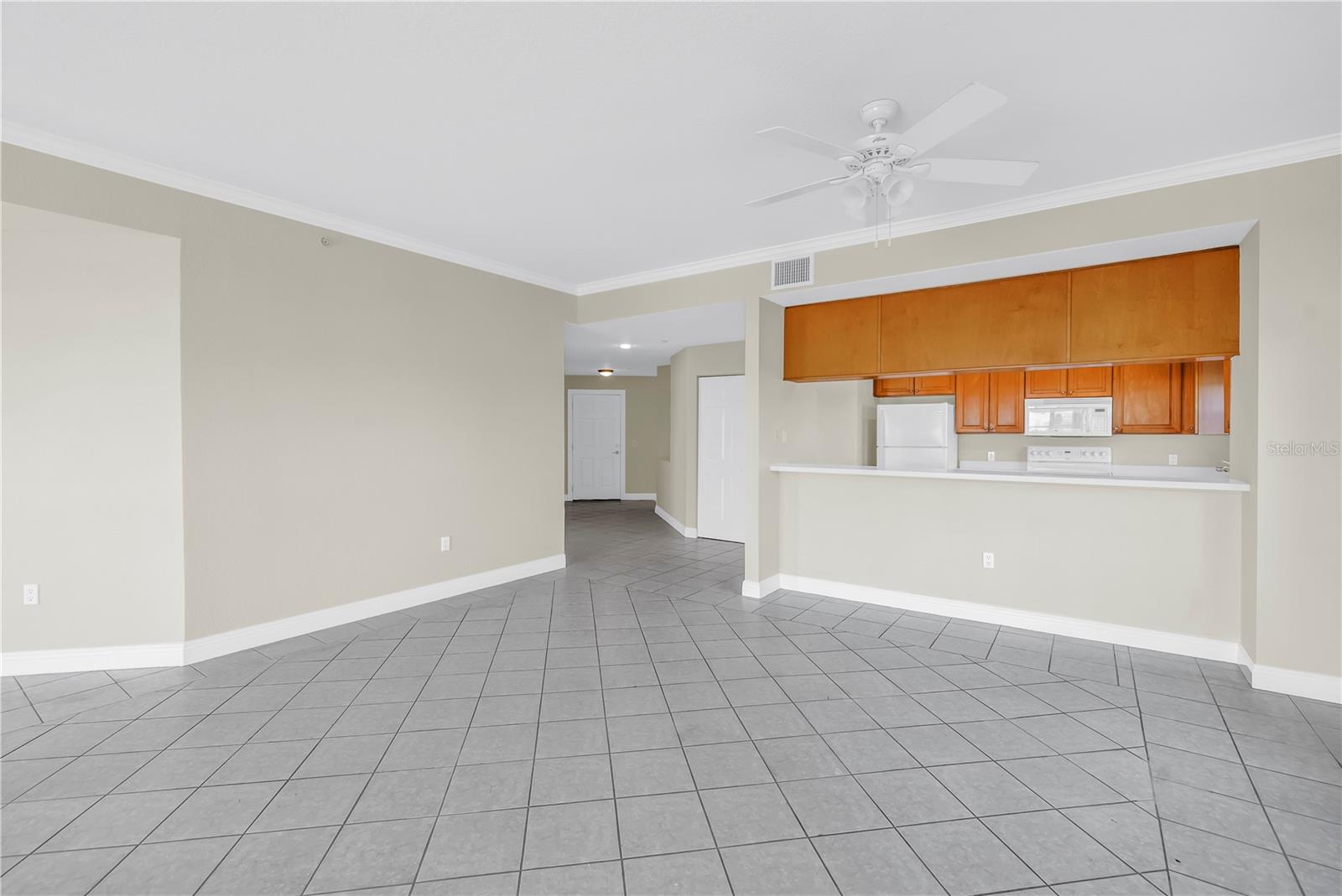 SNUG HARBOUR CONDO - Residential