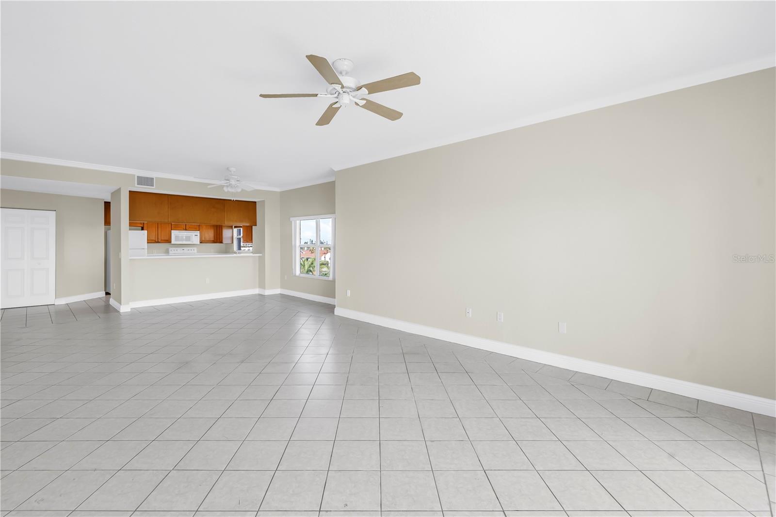 SNUG HARBOUR CONDO - Residential