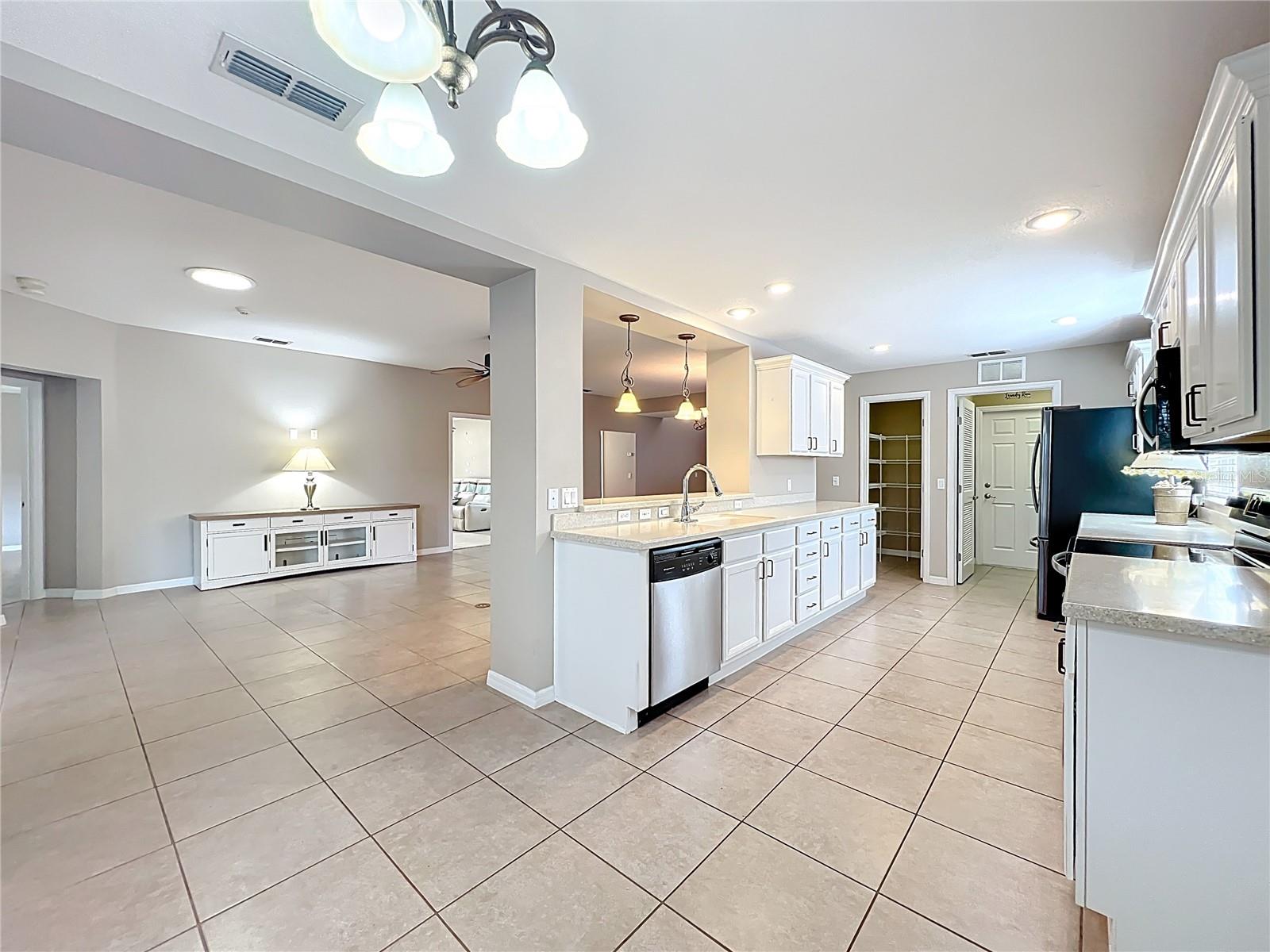 LEESBURG ARLINGTON RIDGE PH 1-B - Residential