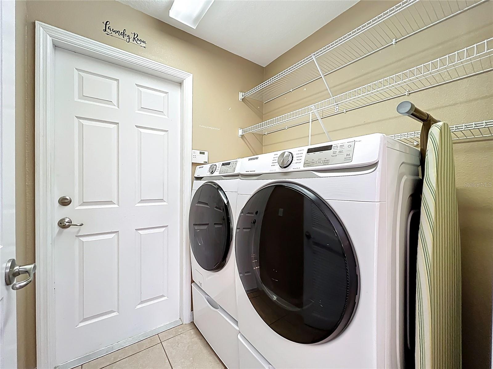 LEESBURG ARLINGTON RIDGE PH 1-B - Residential