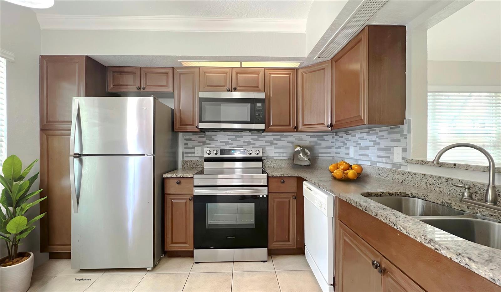 SHERWOOD FOREST - Residential