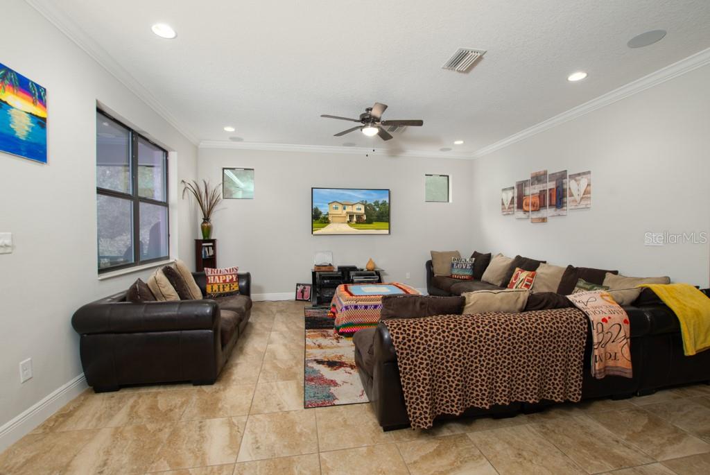 8206 SUMMER BROOK COURT