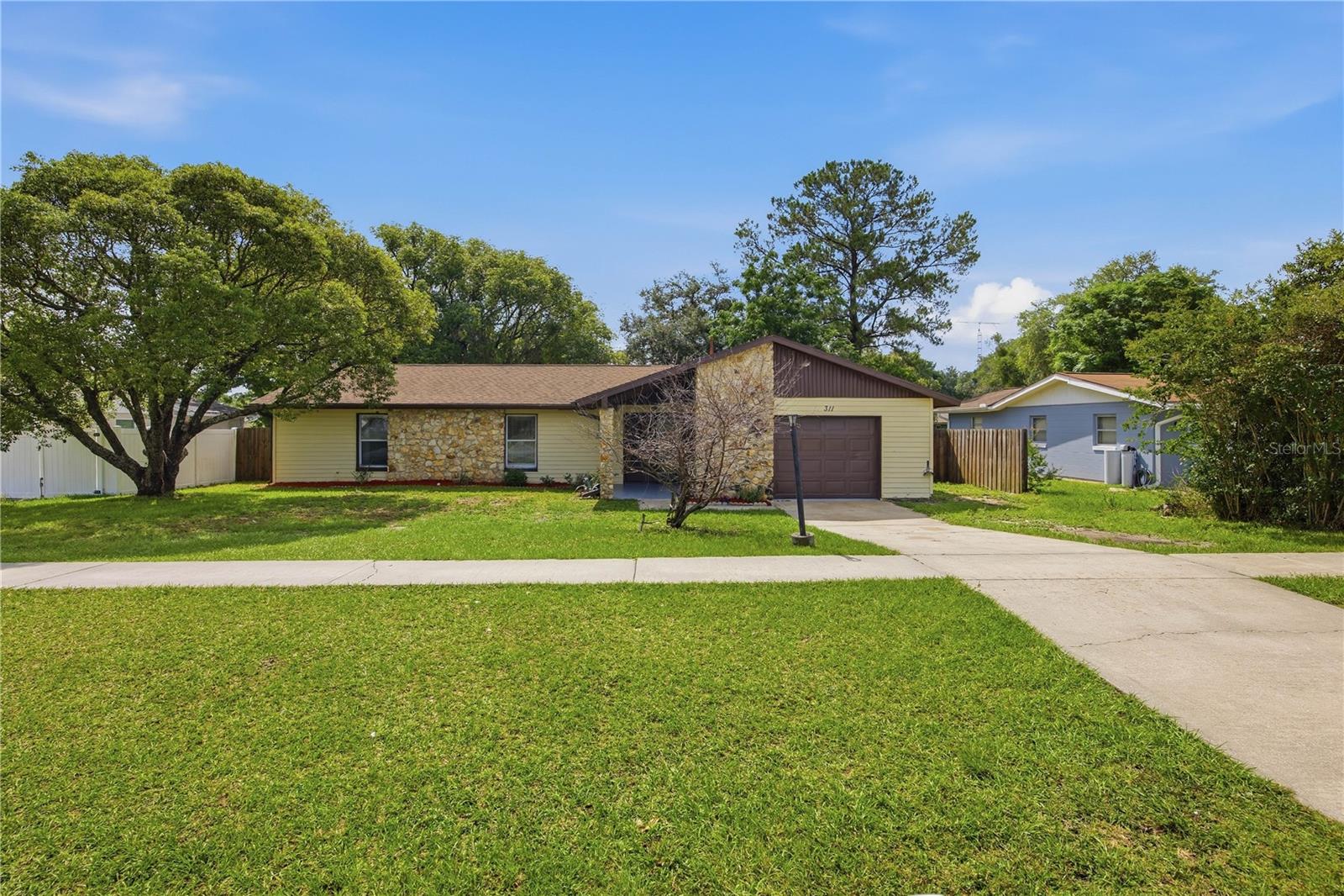 311 MARION OAKS DRIVE