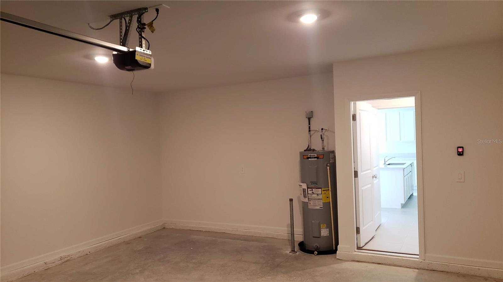CROSSWINDS EAST PH 1 - Residential Lease