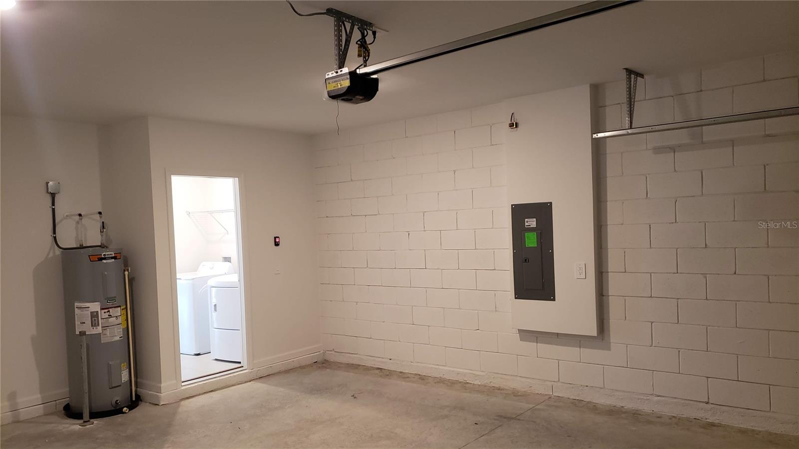 CROSSWINDS EAST PH 1 - Residential Lease