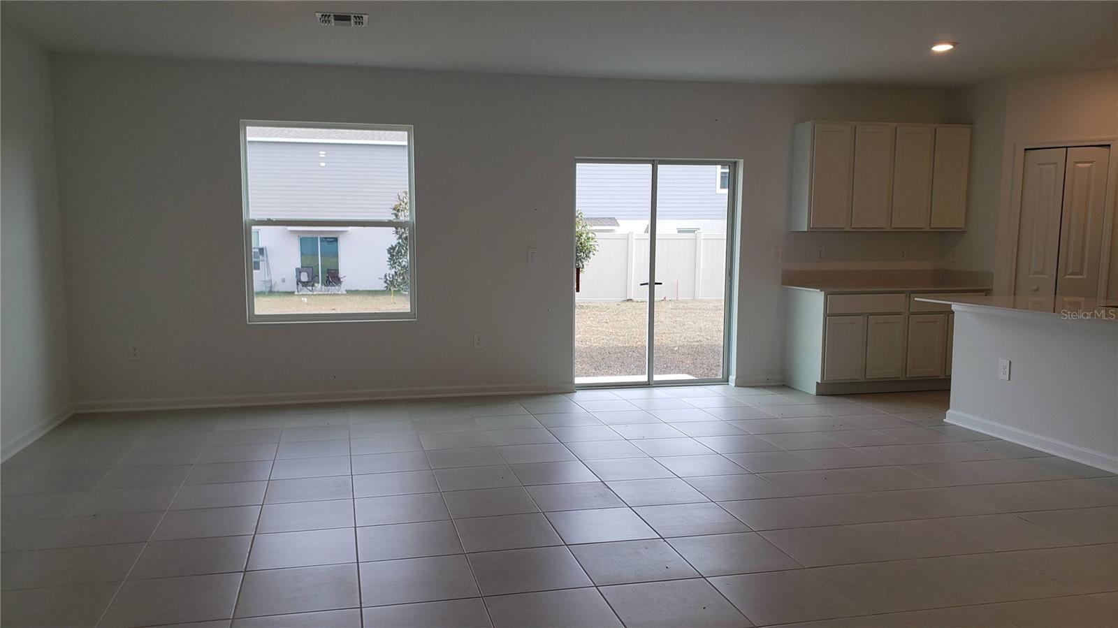 CROSSWINDS EAST PH 1 - Residential Lease