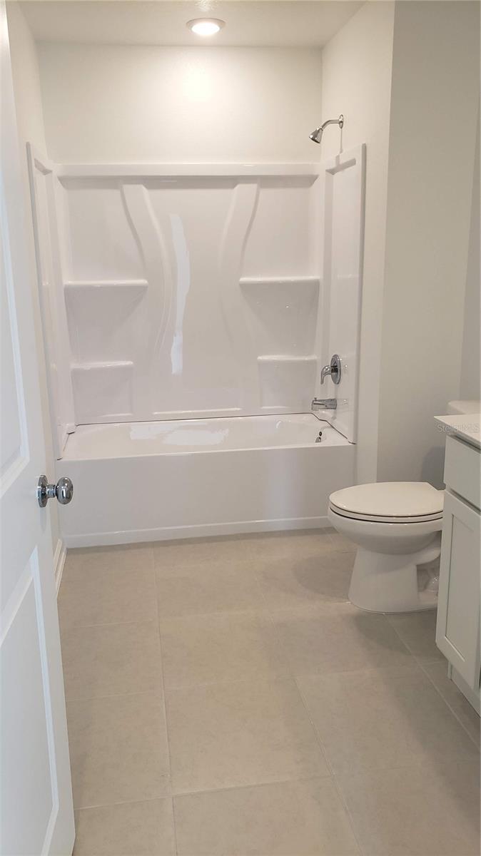 CROSSWINDS EAST PH 1 - Residential Lease