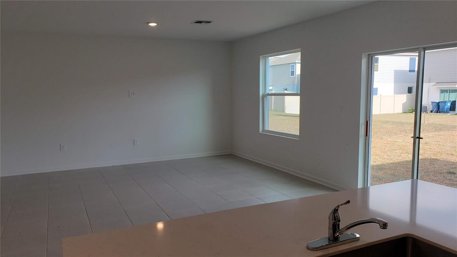 CROSSWINDS EAST PH 1 - Residential Lease