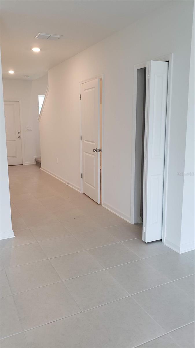 CROSSWINDS EAST PH 1 - Residential Lease
