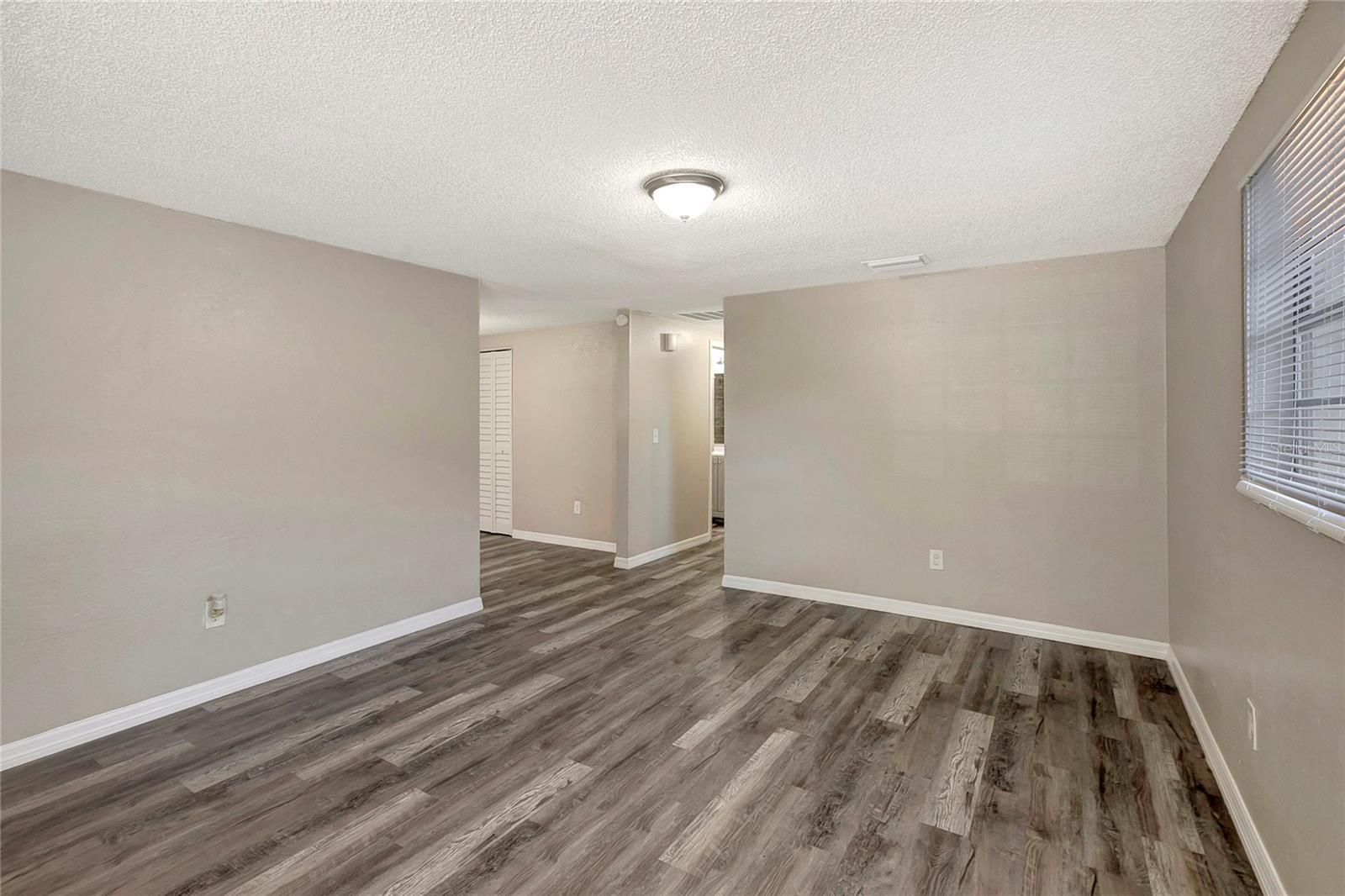 FERN CLIFF - Residential