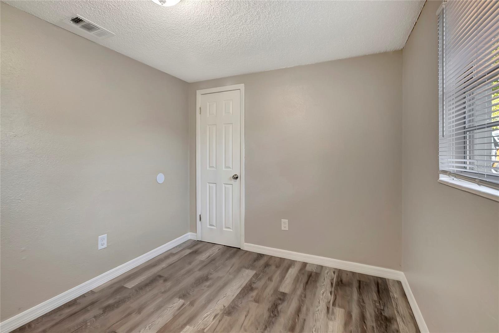 FERN CLIFF - Residential