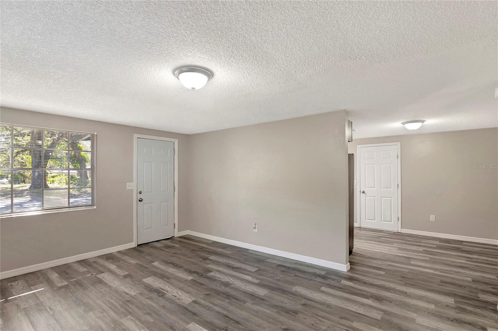 FERN CLIFF - Residential