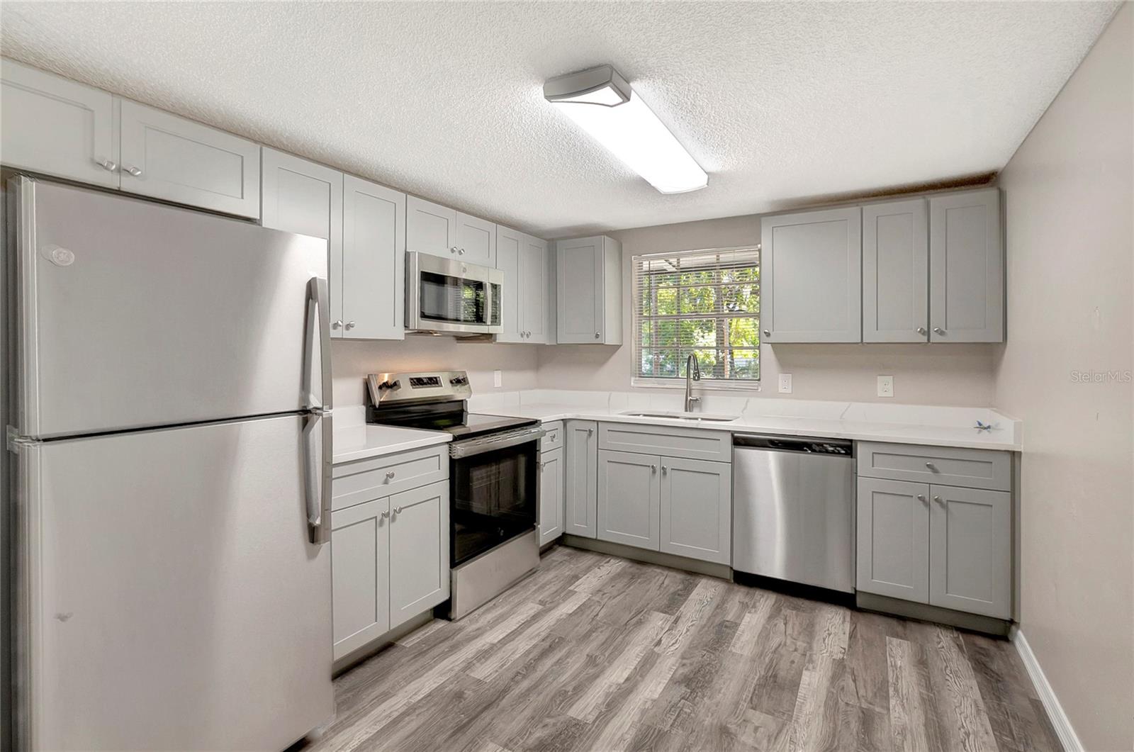 FERN CLIFF - Residential