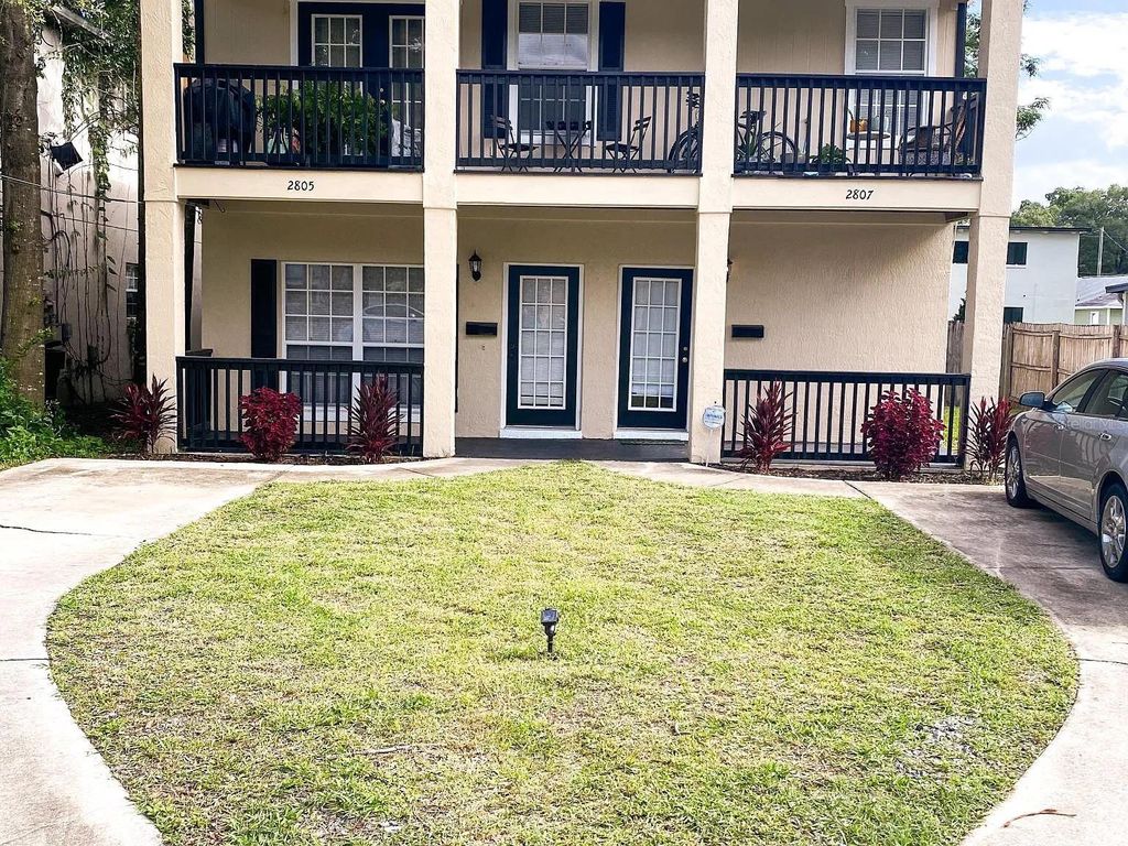 Photo of 2805 E Washington Street, Orlando, FL 32803 (MLS # O6387033)
