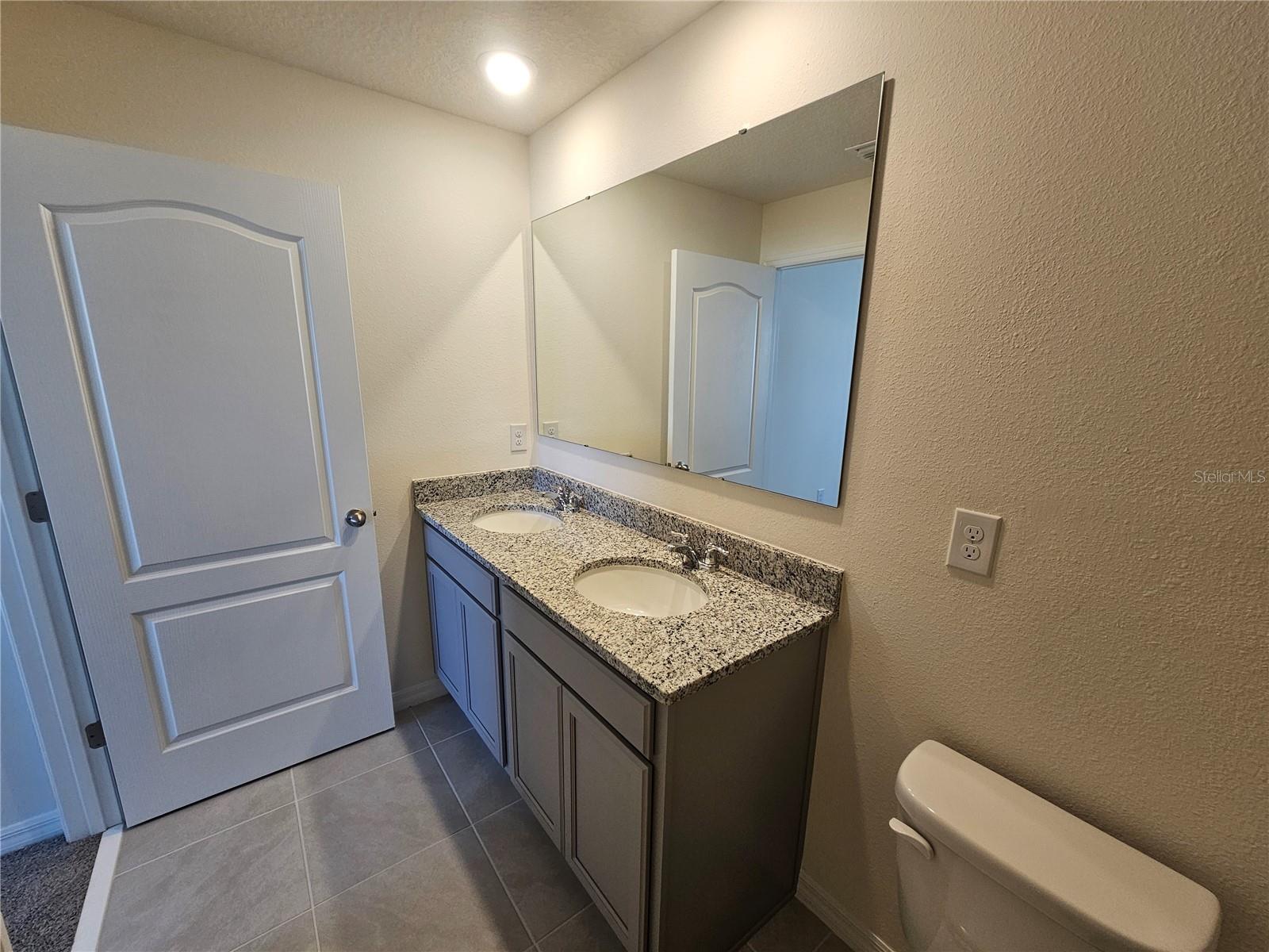 HARMONY WEST TWNHMS - Residential Lease