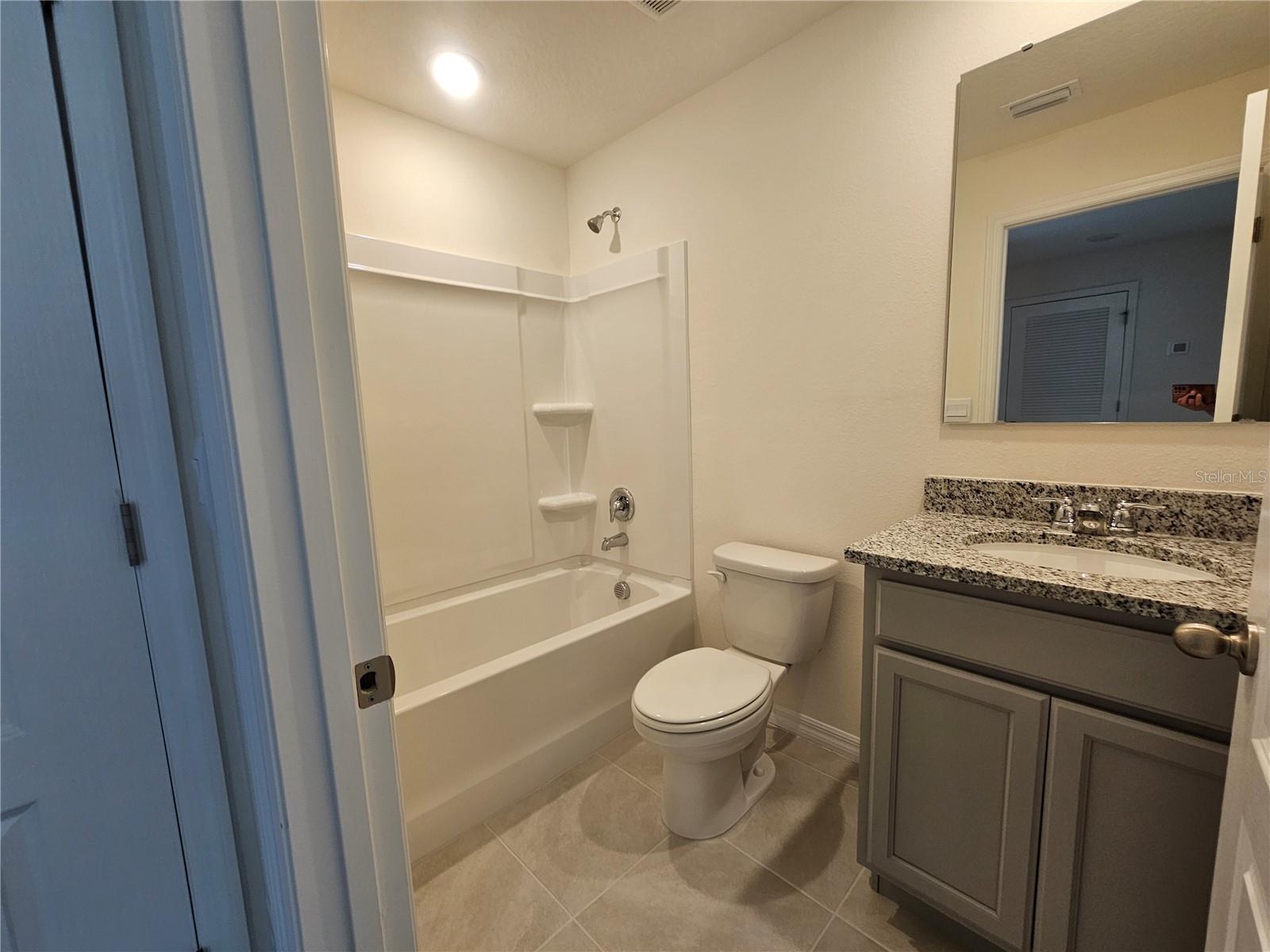 HARMONY WEST TWNHMS - Residential Lease