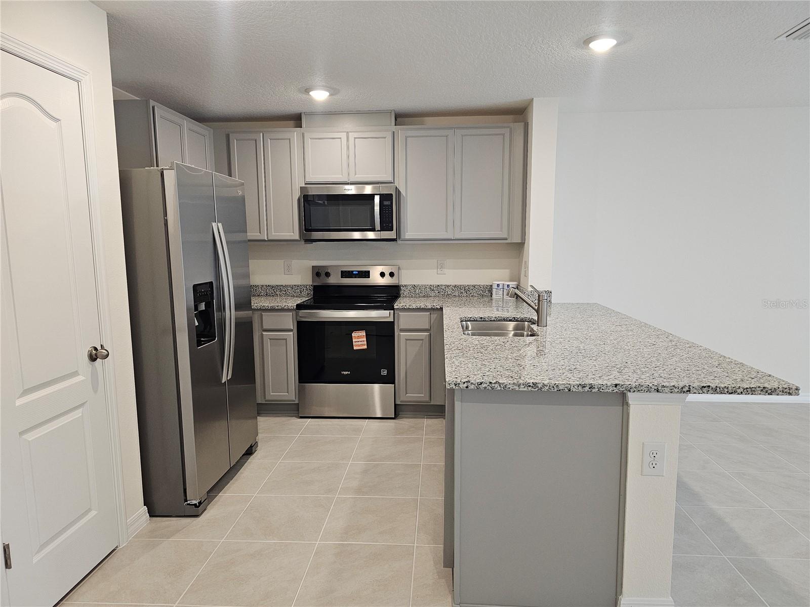 HARMONY WEST TWNHMS - Residential Lease