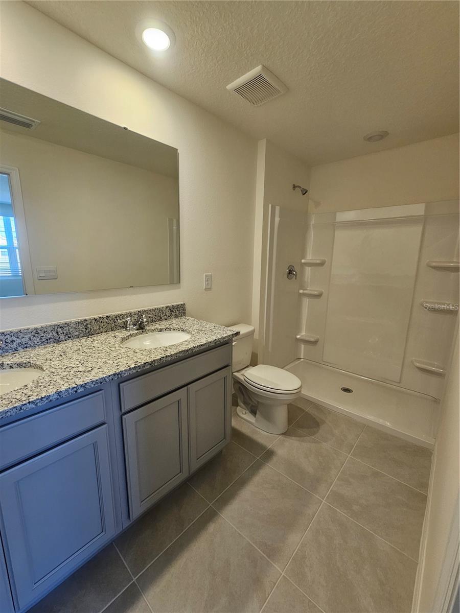 HARMONY WEST TWNHMS - Residential Lease