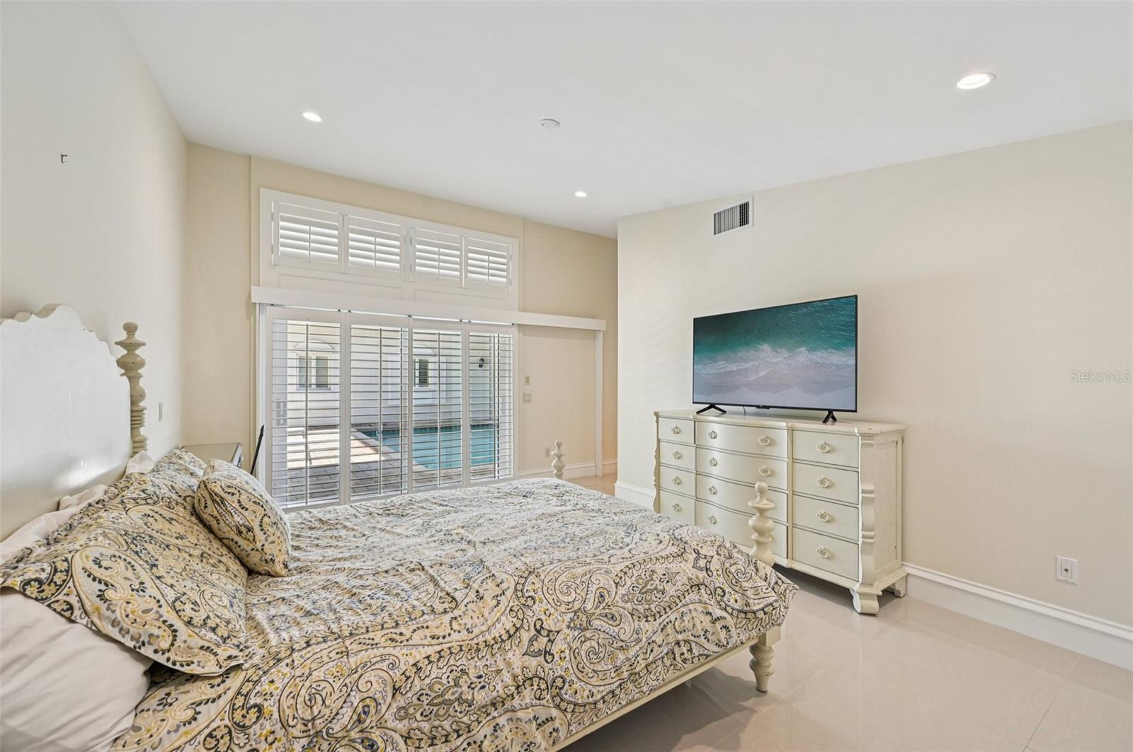 LIDO C - Residential Lease