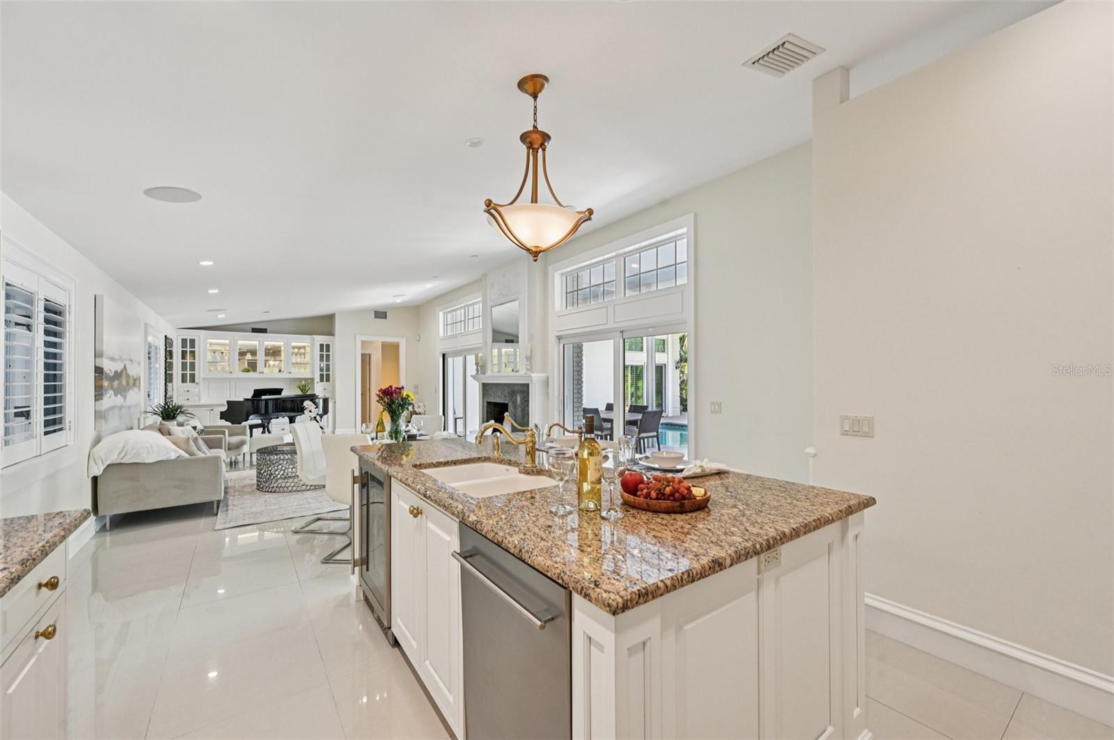 LIDO C - Residential Lease