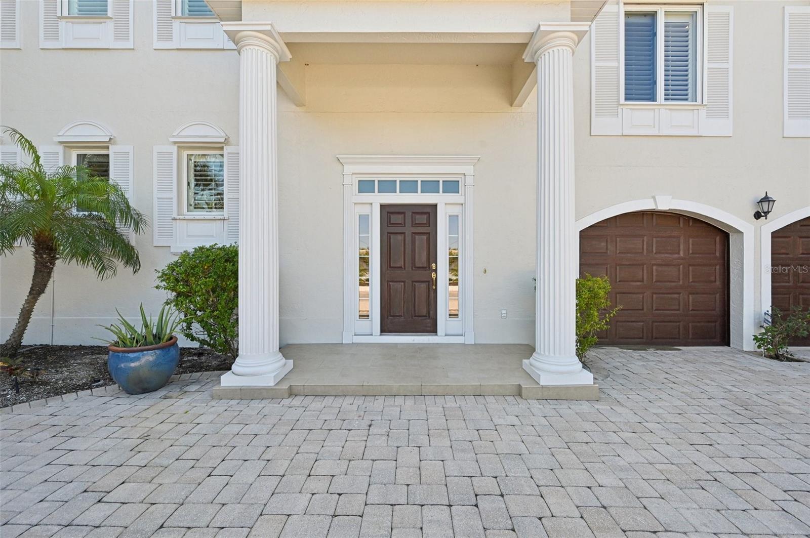 1121 MORNINGSIDE PLACE