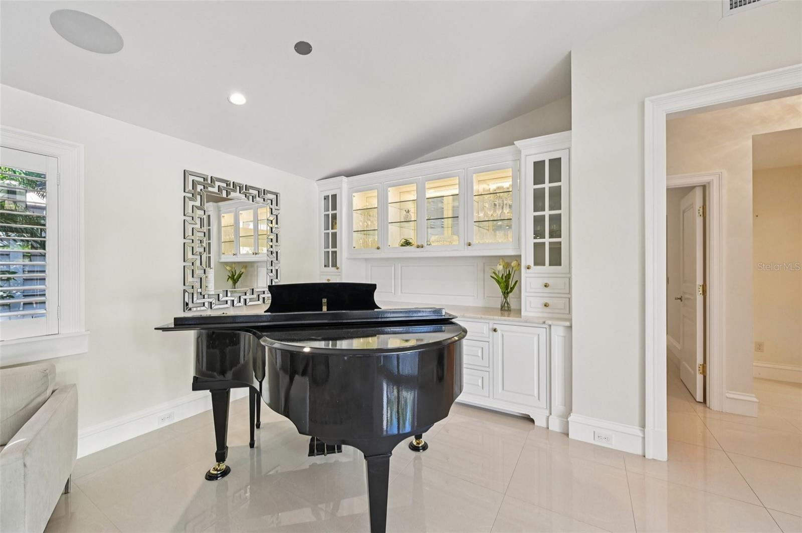 LIDO C - Residential Lease