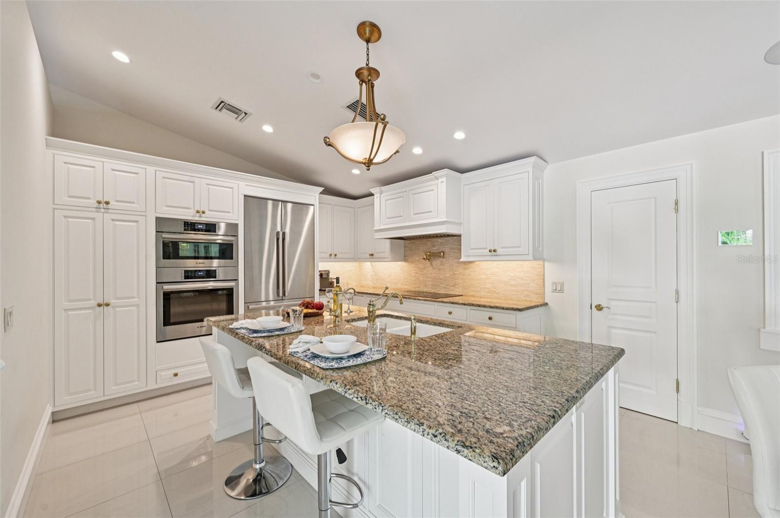 LIDO C - Residential Lease